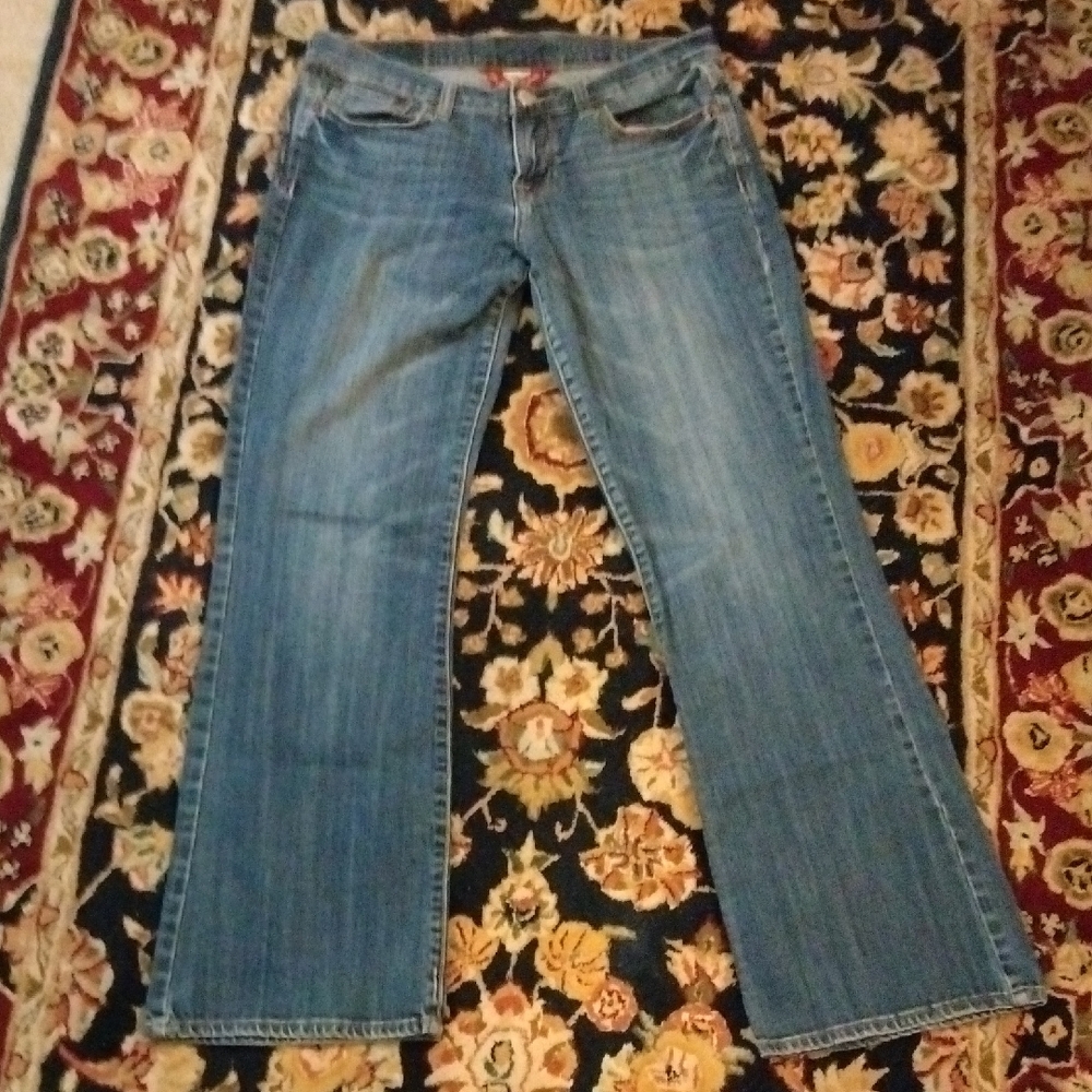 LUCKY BRAND- Low Rise Sweet N' Low Bootcut Jeans Size 8